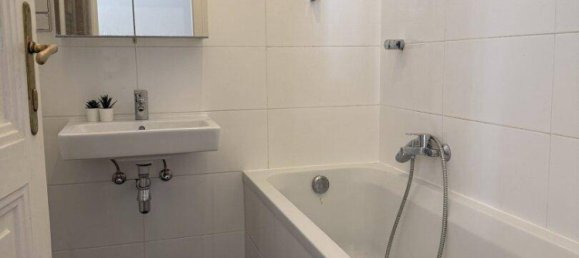 3-salle Appartement à Margareten, Austria No. 36624 8