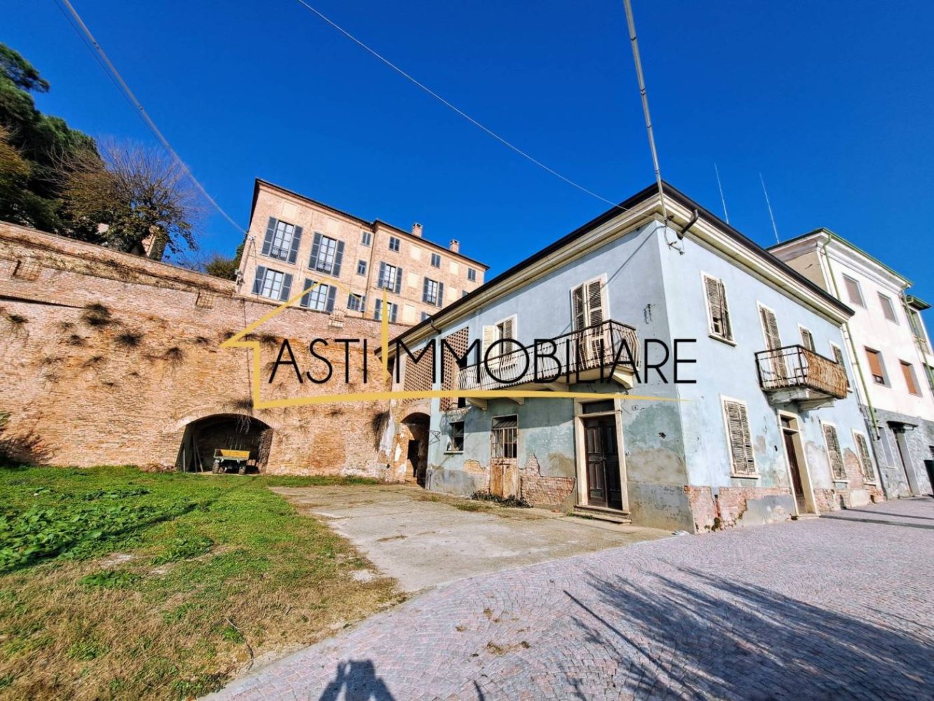 3 bedrooms House in Cossombrato, Italy No. 105600