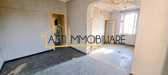 3 bedrooms House in Cossombrato, Italy No. 105600 9
