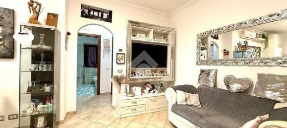 Квартира с 3 спальнями в Лариано, Италия № 373504 6