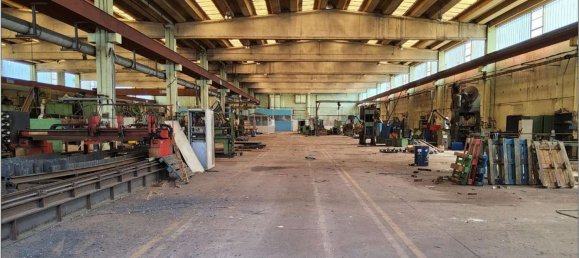 Armazém em Latina, Italy 5211 m² N.º 137722 4