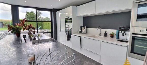 6 bedrooms House in Cambrai, France No. 55341 8