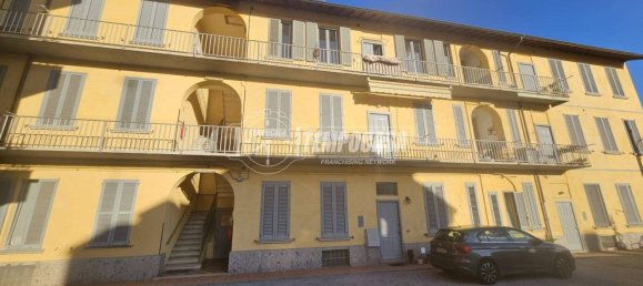 2 rooms Apartment in Villasanta, Italy No. 324829 2
