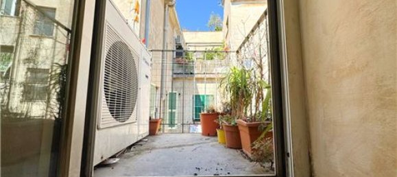 Apartamento de 2 dormitorios en Genoa, Italy No. 294254 32