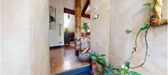 Apartamento de 2 dormitorios en Genoa, Italy No. 294254 8