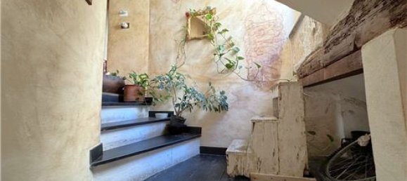 Apartamento de 2 dormitorios en Genoa, Italy No. 294254 47