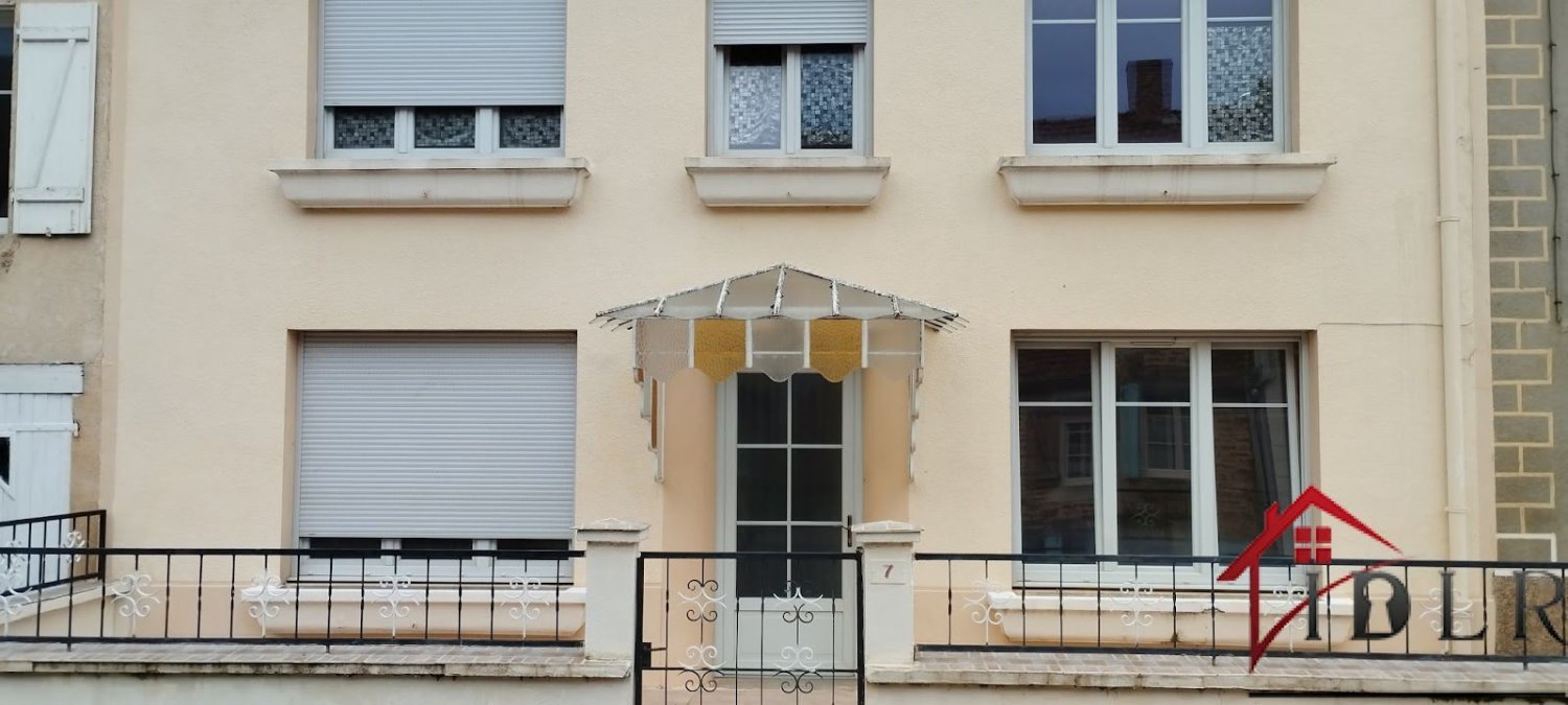 5 Schlafzimmer Haus in Neuilly-l'Eveque, France, Nr. 212502
