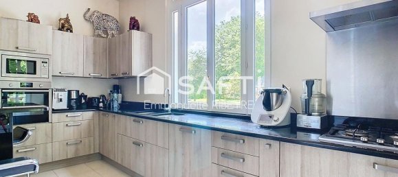 6 غرف نوم قلاع في Compiegne, France رقم 270932 23