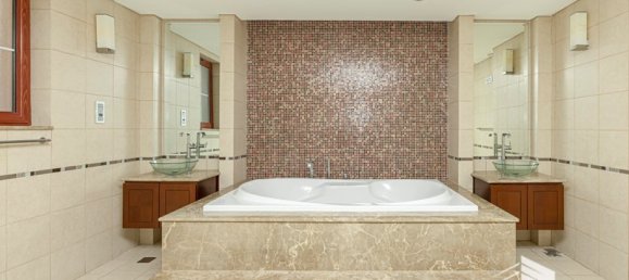 Вилла с 5 спальнями в Jumeirah Islands, ОАЭ № 15644 17