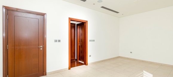 Вилла с 5 спальнями в Jumeirah Islands, ОАЭ № 15644 22