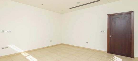 Вилла с 5 спальнями в Jumeirah Islands, ОАЭ № 15644 19