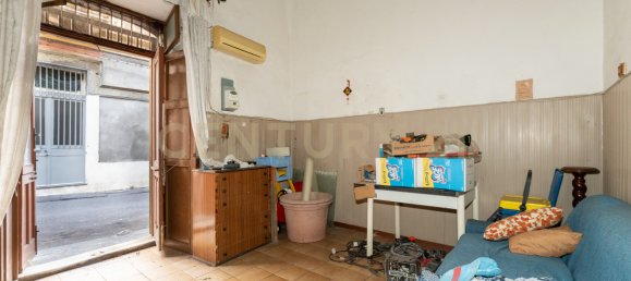 2 bedrooms Apartment in Catania, Italy No. 52044 7