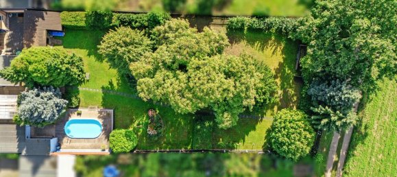 9 rooms Villa in Radebeul, Germany No. 287120 4