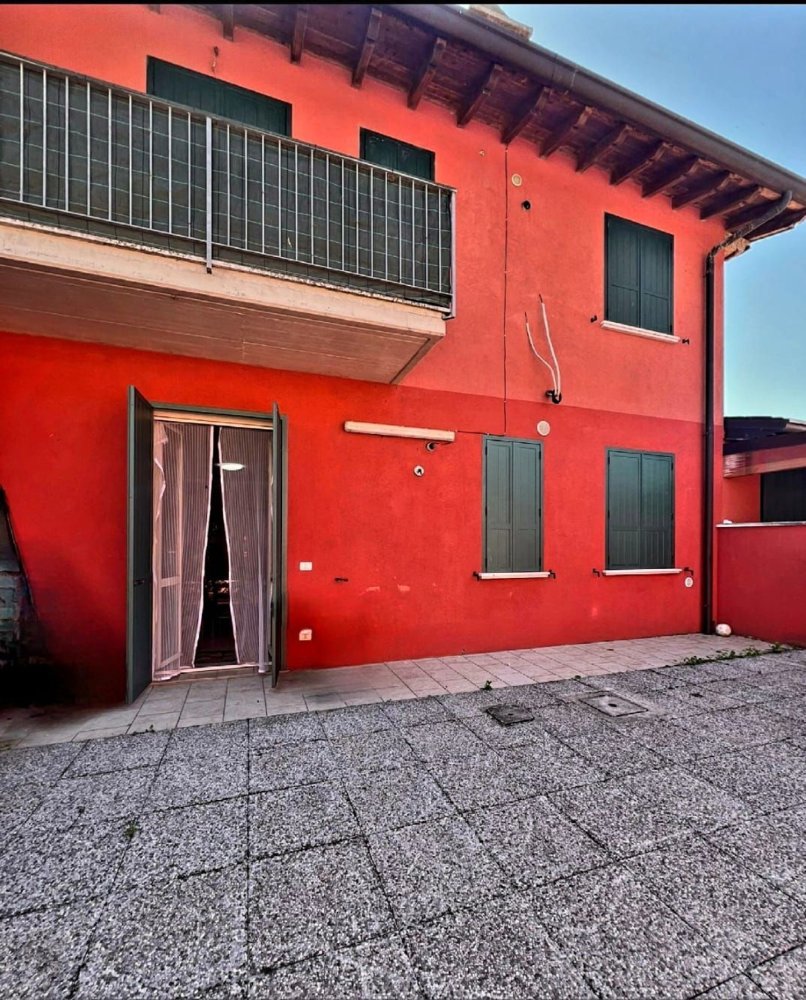 3 bedrooms Apartment in San Gervasio Bresciano, Italy No. 393370
