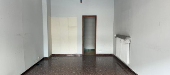 Propriété commerciale à Udine, Italy 75m² No. 277422 5