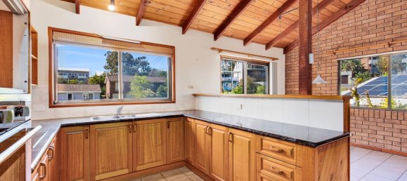 3 bedrooms House in Emerald Beach, Australia No. 299 7