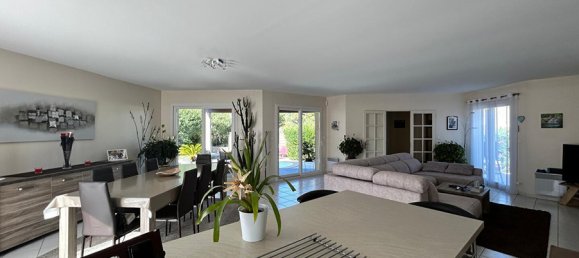 4 bedrooms Villa in Occitanie, France No. 293564 4