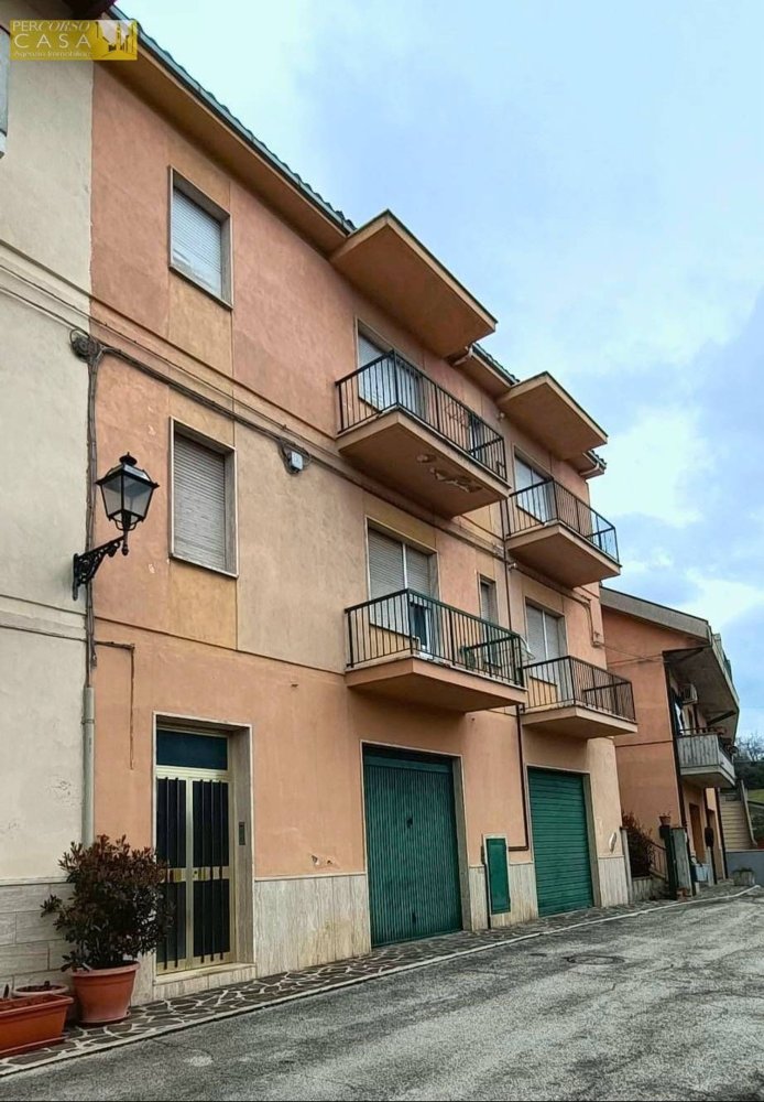 10 rooms House in Tortoreto, Italy No. 236435
