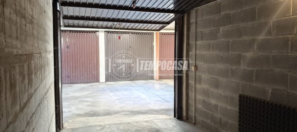 Garage à Brugherio, Italy 13m² No. 275878 17
