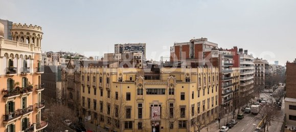 4 bedrooms Penthouse in Eixample, Spain No. 25861 25