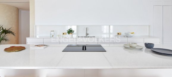 4 bedrooms Penthouse in Eixample, Spain No. 25861 10