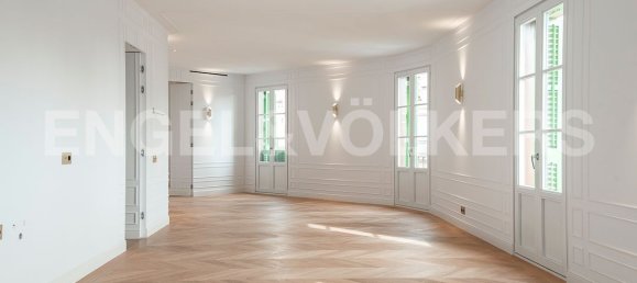 4 bedrooms Penthouse in Eixample, Spain No. 25861 40