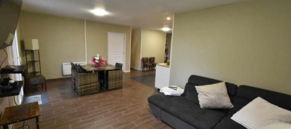 3 Schlafzimmer Villa in Beauchamps, France, Nr. 304821 4