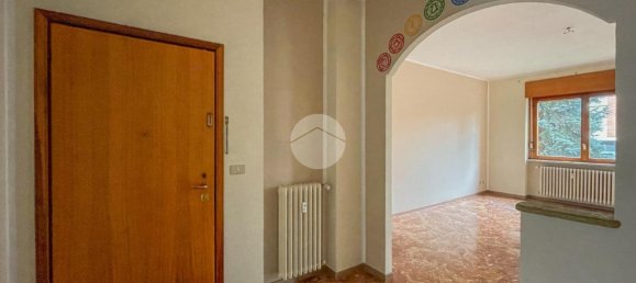 4 rooms Apartment in Asti, Italy No. 14720 7