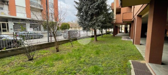 4 rooms Apartment in Asti, Italy No. 14720 25