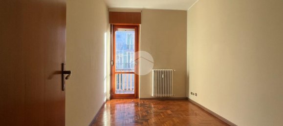 4 rooms Apartment in Asti, Italy No. 14720 13