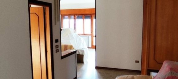 5 rooms Apartment in Preganziol, Italy No. 109559 10