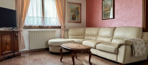 6 chambres Maison à Concordia Sagittaria, Italy No. 332361 9