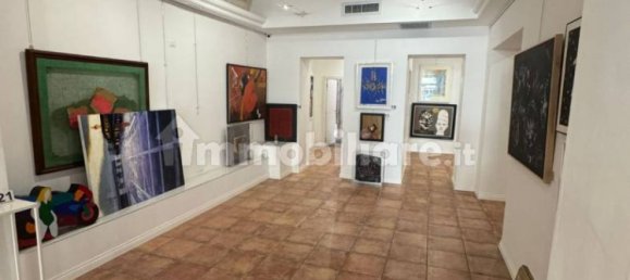 1 room Commercial property in Taranto, Italy No. 296468 4