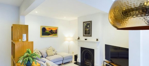 3 bedrooms House in Gillingham, United Kingdom No. 13788 13