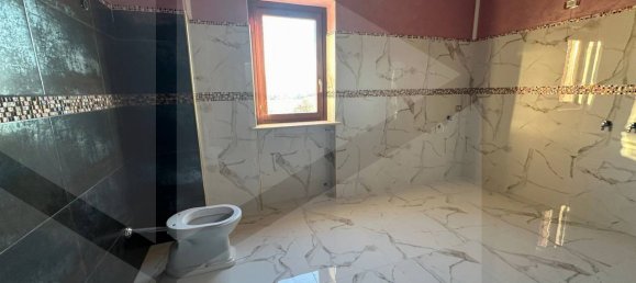 4-Zimmer Villa in Avezzano, Italy, Nr. 25377 8