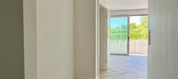 Квартира с 4 комнатами в Кремс ан дер Донау, Австрия № 160365 4