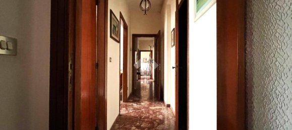 Квартира с 2 спальнями в Мезанье, Италия № 59221 3