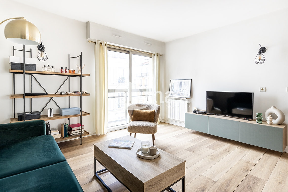 Studio in Levallois-Perret, France, Nr. 130537