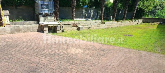 3 bedrooms Villa in Borgo Ticino, Italy No. 281506 4