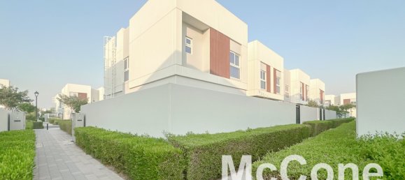 4 bedrooms Townhouse in Dubai Land, UAE No. 28253 5