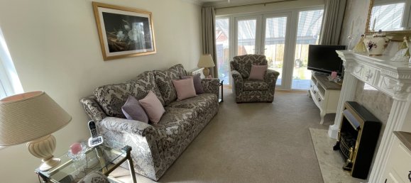 Bungalow de 3 dormitorios en Coleshill, United Kingdom No. 937 18