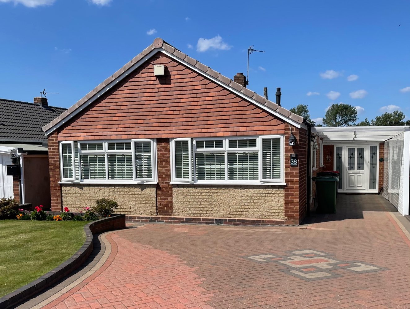 Bungalow de 3 dormitorios en Coleshill, United Kingdom No. 937