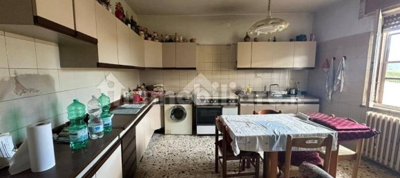 3 غرف نوم منزل في Cassino, Italy رقم 284872 4