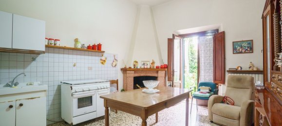 7 rooms House in Montecatini Terme, Italy No. 309039 16