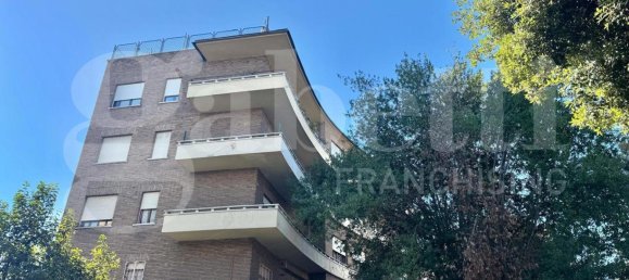 1 bedroom Apartment in Rome, Italy No. 220997 15