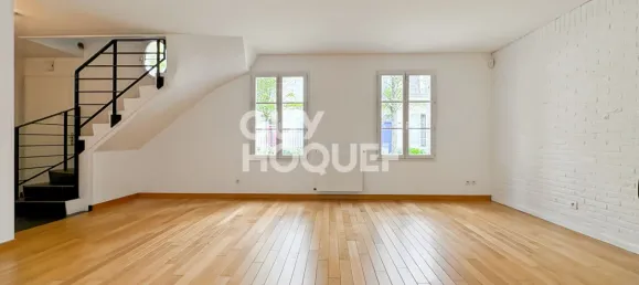 Casa de 3 dormitorios en Serris, France No. 323526 3