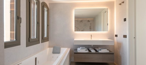 3 bedrooms Penthouse in Marbella, Spain No. 4655 22