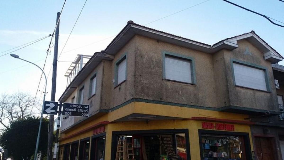 3 bedrooms House in Mar del Plata, Argentina No. 98925