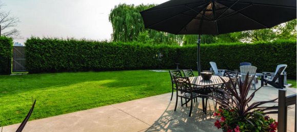 4 bedrooms House in Mississauga, Canada No. 648 4