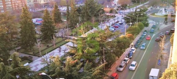 4 bedrooms Apartment in Leon, Spain No. 67845 49